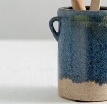 Load image into Gallery viewer, Jar with handles blue/green dipped