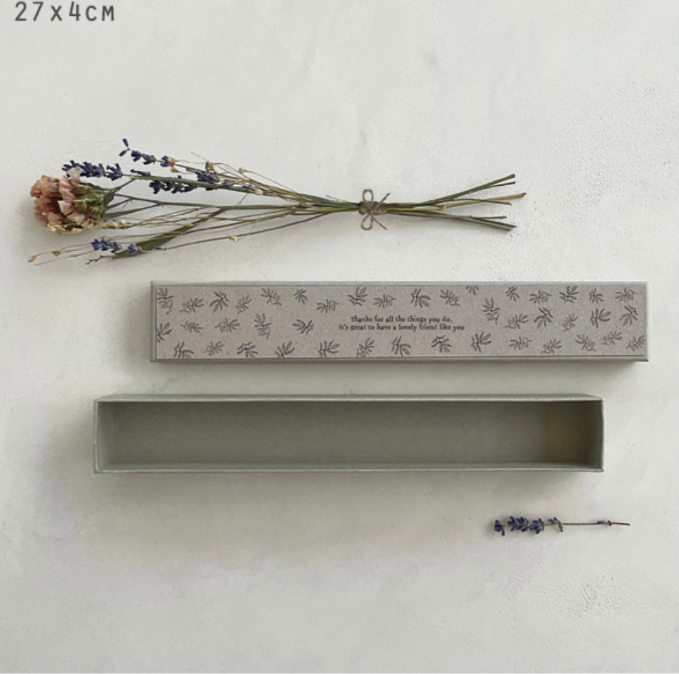 ***NEW*** East of India Boxed Dried Flower