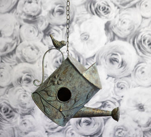 Watering can birdhouse